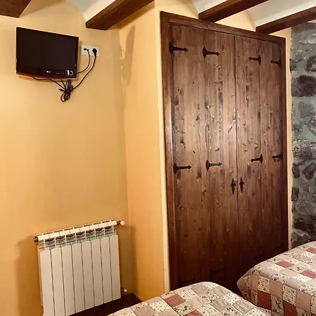 بيت ضيافة La Muralla Fortanete